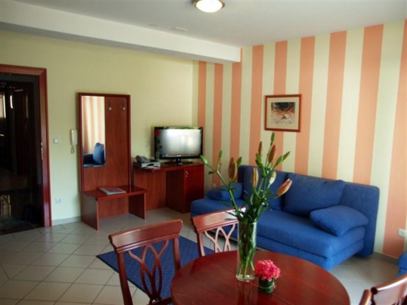 Apartments Vila Kristina Baška Voda Εξωτερικό φωτογραφία